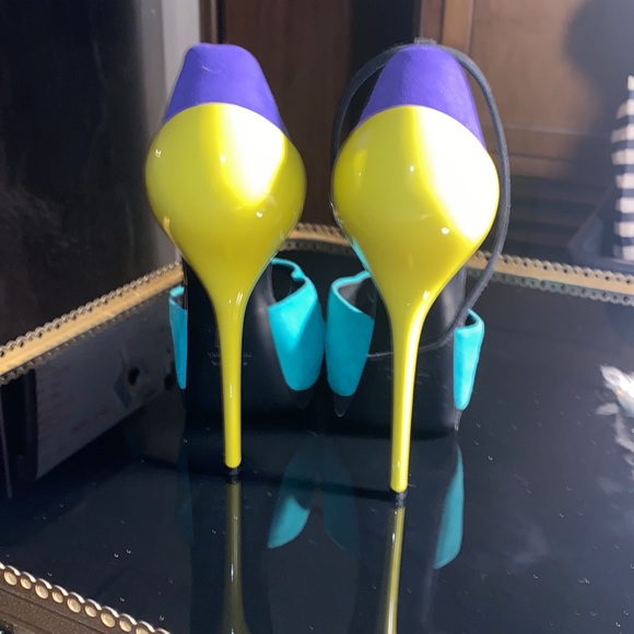 Giuseppe Zanotti - Picture 5 of 11